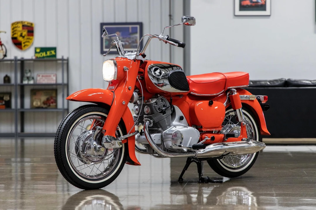 1965 Honda C71 & C72 & C76 & C77 Dream - Image 4 of 31