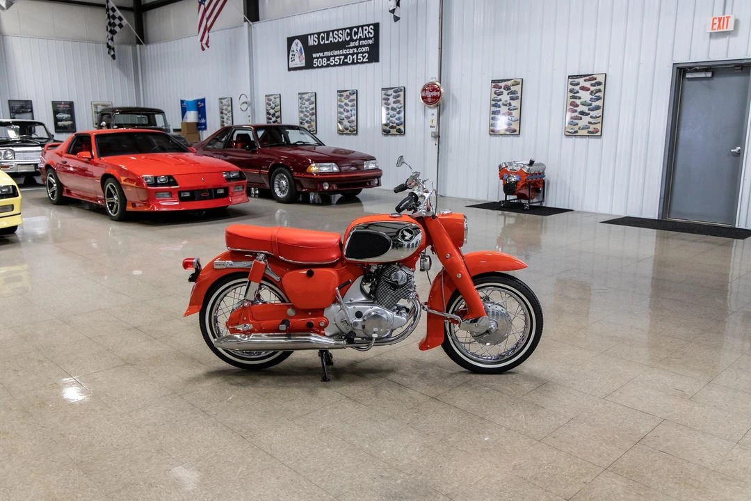 1965 Honda C71 & C72 & C76 & C77 Dream - Image 23 of 31