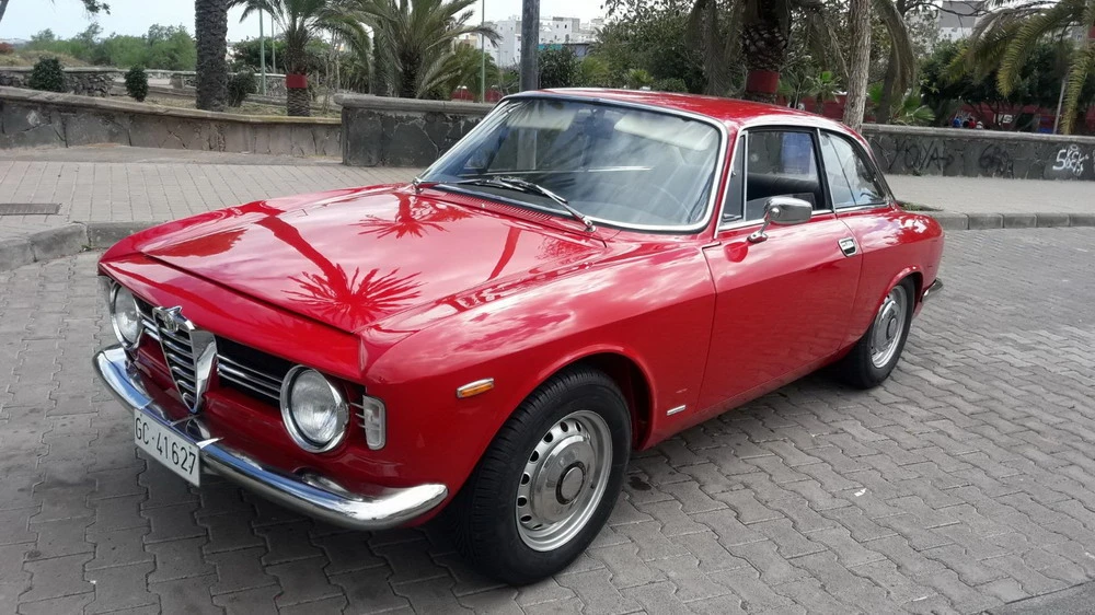 1966 Alfa Romeo Giulia Sprint GT Veloce - Image 17 of 31