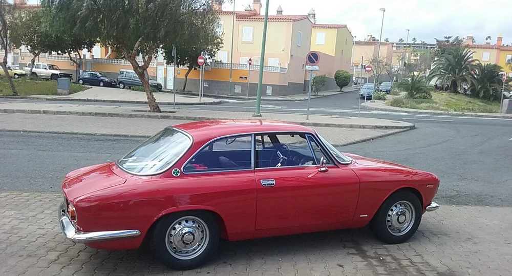 1966 Alfa Romeo Giulia Sprint GT Veloce - Image 22 of 31