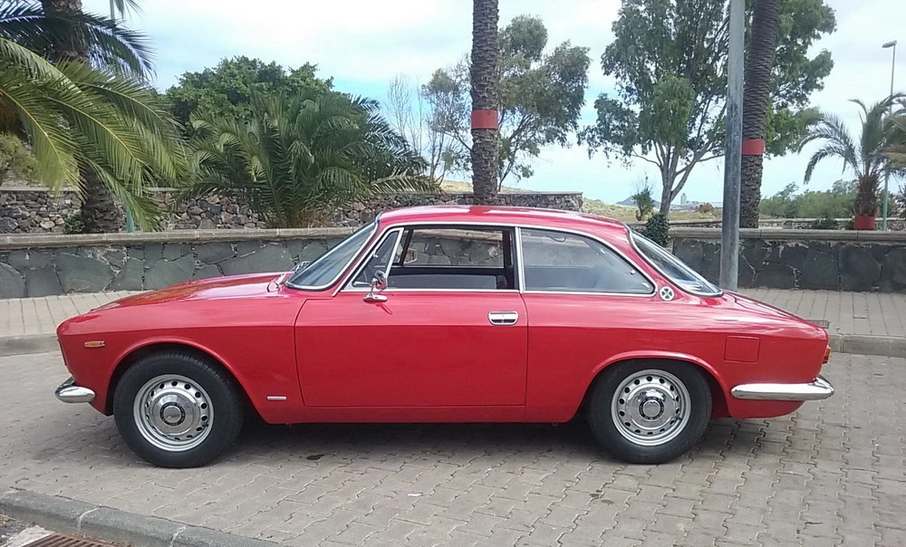 1966 Alfa Romeo Giulia Sprint GT Veloce - Image 18 of 31