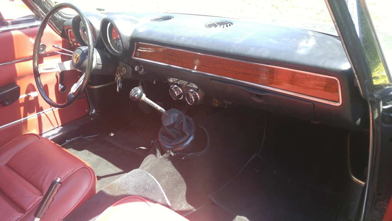 1969 Alfa Romeo Giulia Sprint GT Veloce - Image 17 of 31