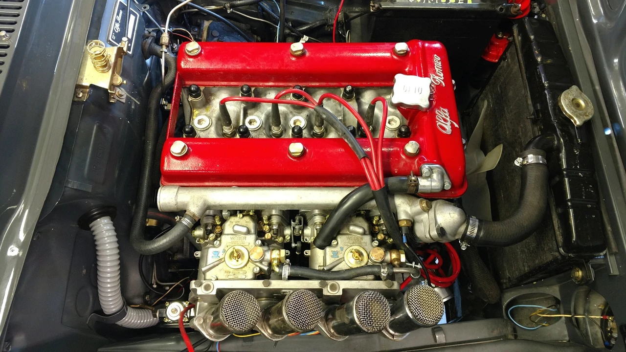 1969 Alfa Romeo Giulia Sprint GT Veloce - Image 19 of 31