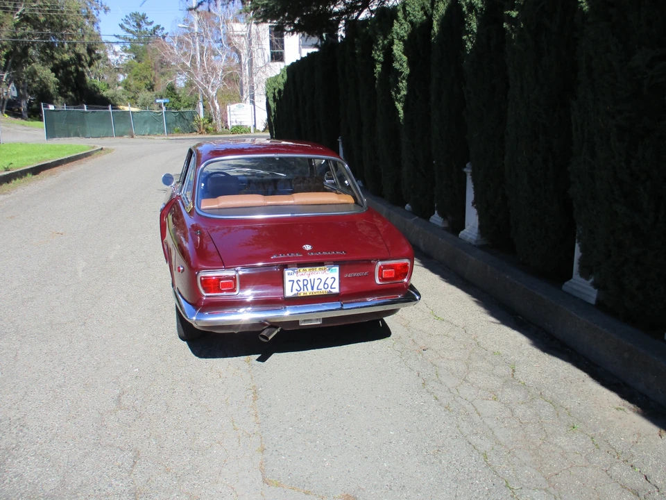 1969 Alfa Romeo 1750 GT Veloce - Image 6 of 31