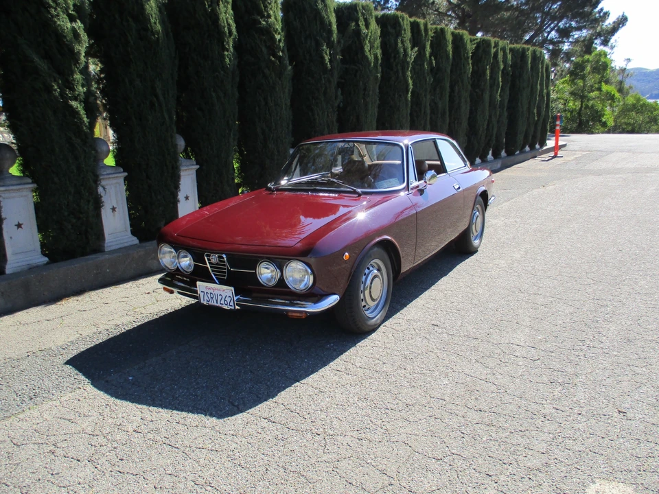 1969 Alfa Romeo 1750 GT Veloce - Image 4 of 31