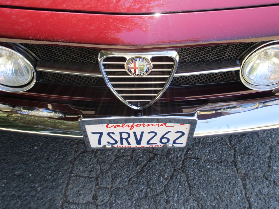 1969 Alfa Romeo 1750 GT Veloce - Image 17 of 31