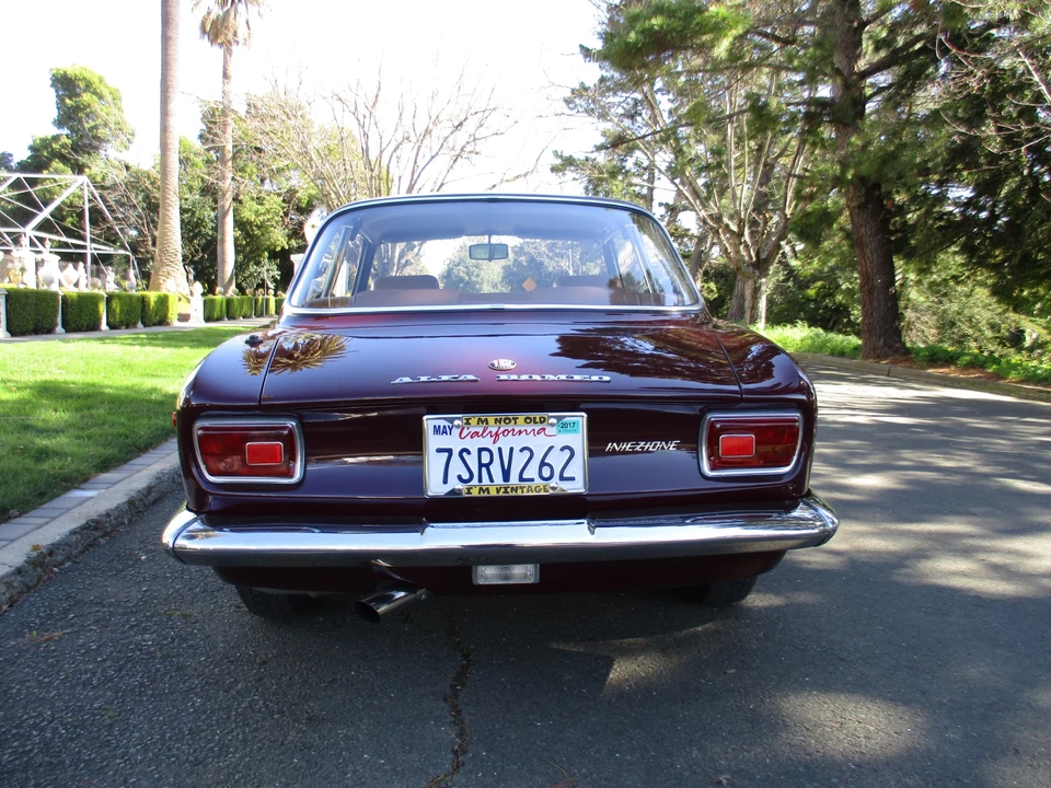 1969 Alfa Romeo 1750 GT Veloce - Image 8 of 31