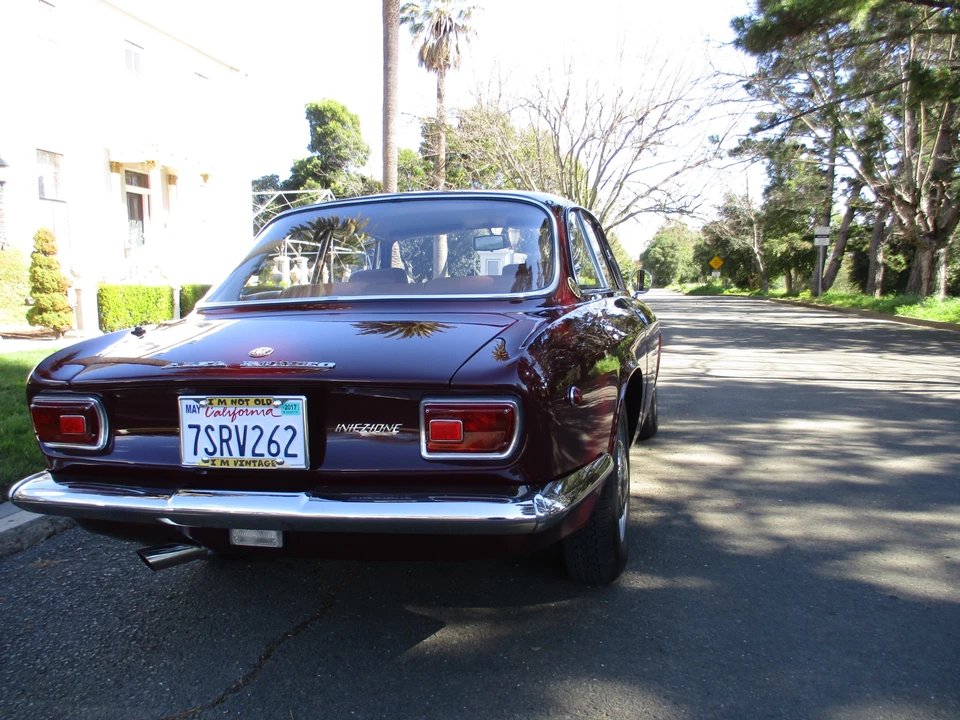 1969 Alfa Romeo 1750 GT Veloce - Image 9 of 31