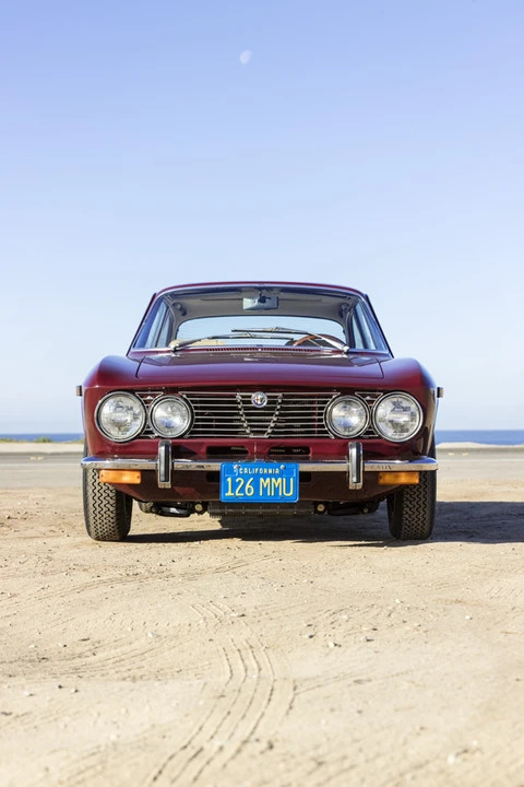 1973 Alfa Romeo 2000 GT Veloce - Image 4 of 31