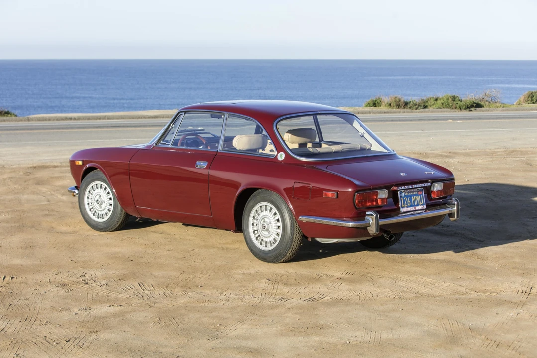 1973 Alfa Romeo 2000 GT Veloce - Image 14 of 31