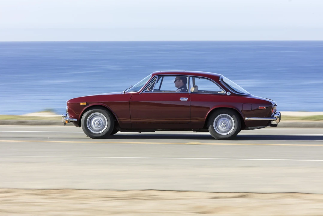1973 Alfa Romeo 2000 GT Veloce - Image 17 of 31