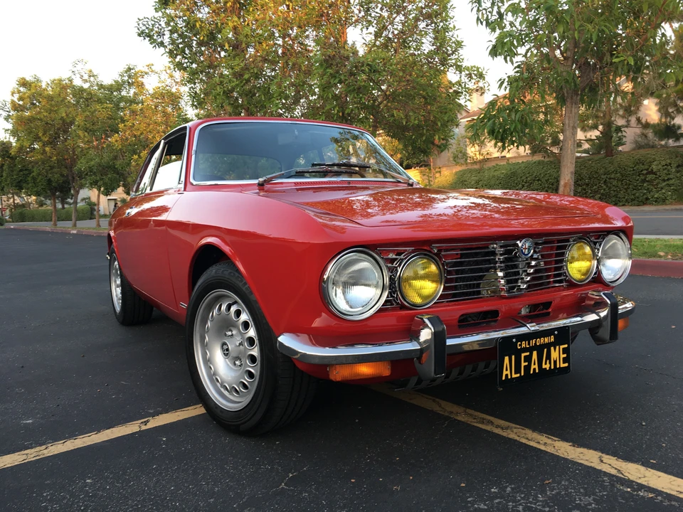 1974 Alfa Romeo 2000 GT Veloce - Image 10 of 31