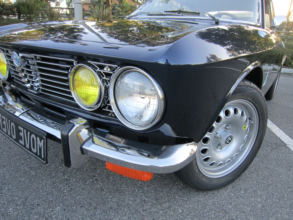 1974 Alfa Romeo 2000 GT Veloce - Image 8 of 31