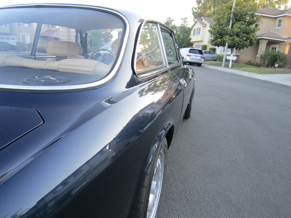 1974 Alfa Romeo 2000 GT Veloce - Image 14 of 31