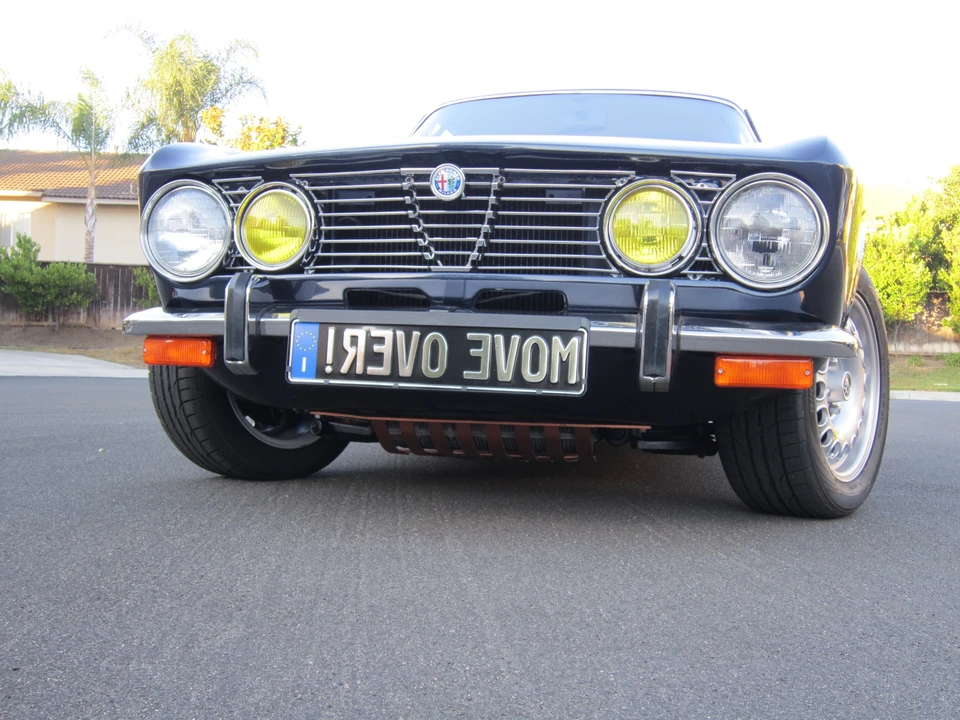 1974 Alfa Romeo 2000 GT Veloce - Image 4 of 31