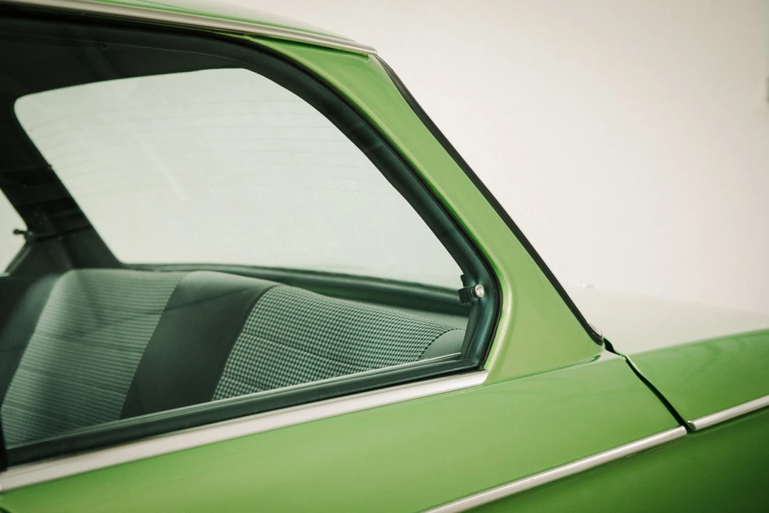 1975 BMW 2002 - Image 13 of 31