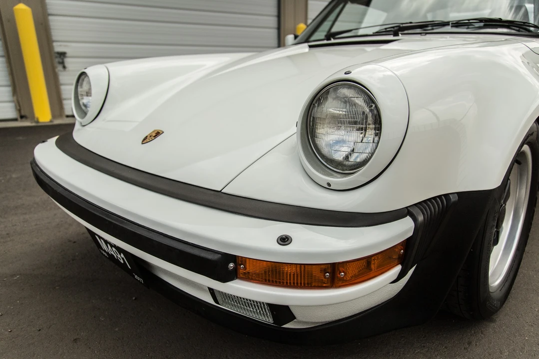 1986 Porsche 911 Carrera 3.2 - Image 14 of 31