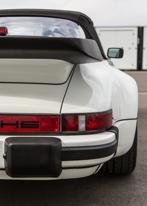 1986 Porsche 911 Carrera 3.2 - Image 21 of 31