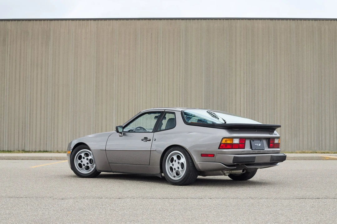 1987 Porsche 944 Turbo - Image 16 of 31