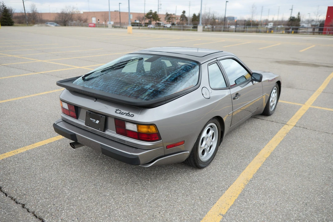 1987 Porsche 944 Turbo - Image 12 of 31