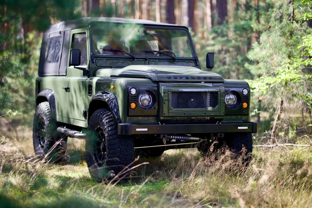1999 Land Rover Defender 90 - Image 3 of 6