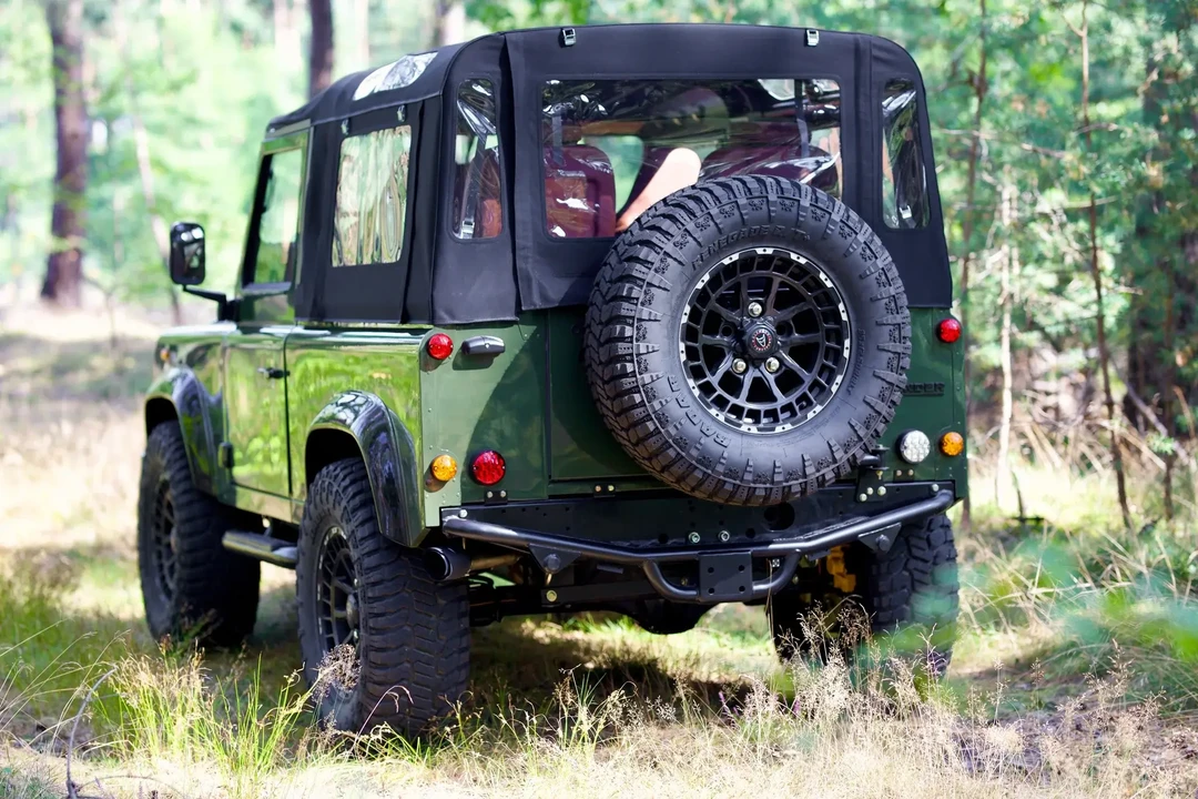 1999 Land Rover Defender 90 - Image 6 of 6