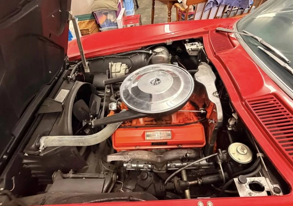 1963 Chevrolet Corvette C2 - Image 16 of 23