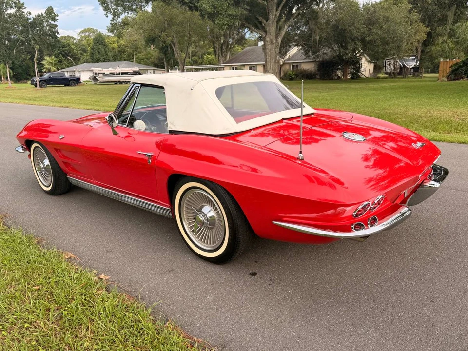 1963 Chevrolet Corvette C2 - Image 16 of 23