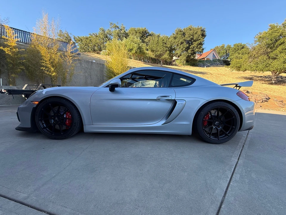 2016 Porsche 981 Cayman GT4 - Image 13 of 15