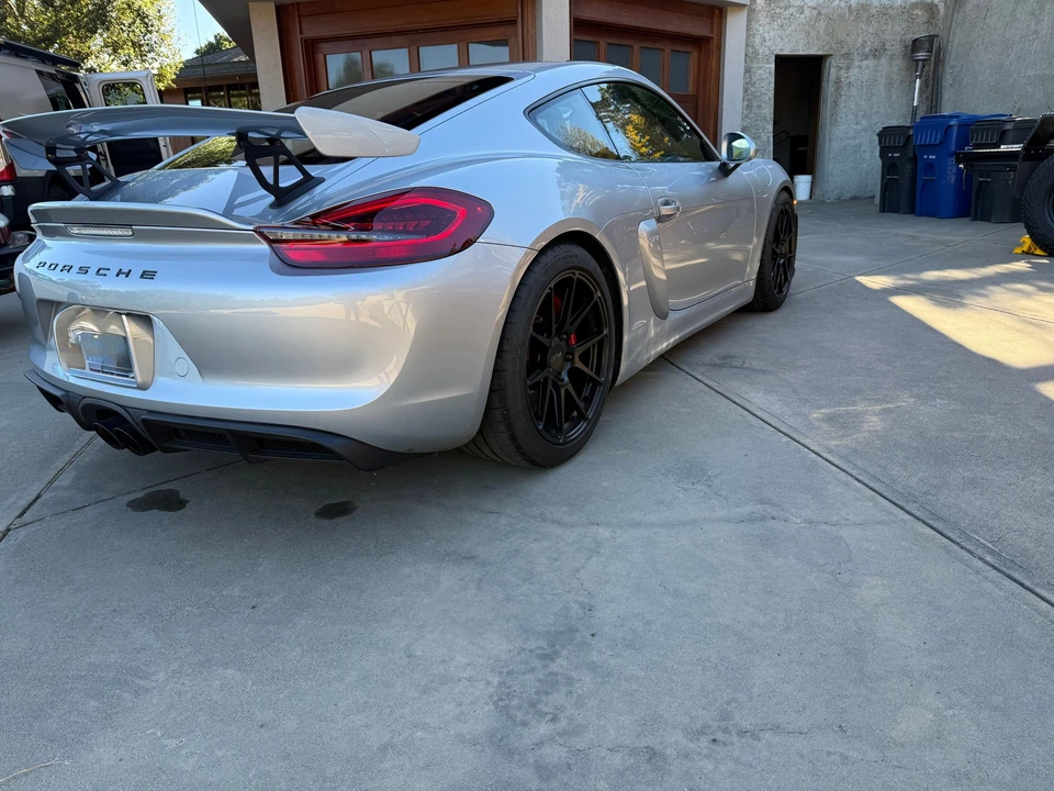 2016 Porsche 981 Cayman GT4 - Image 14 of 15