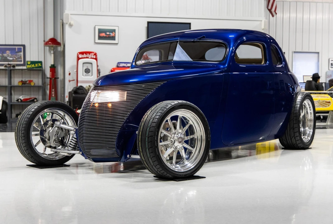 1937 Ford Standard & Deluxe & Super Deluxe - Image 7 of 31