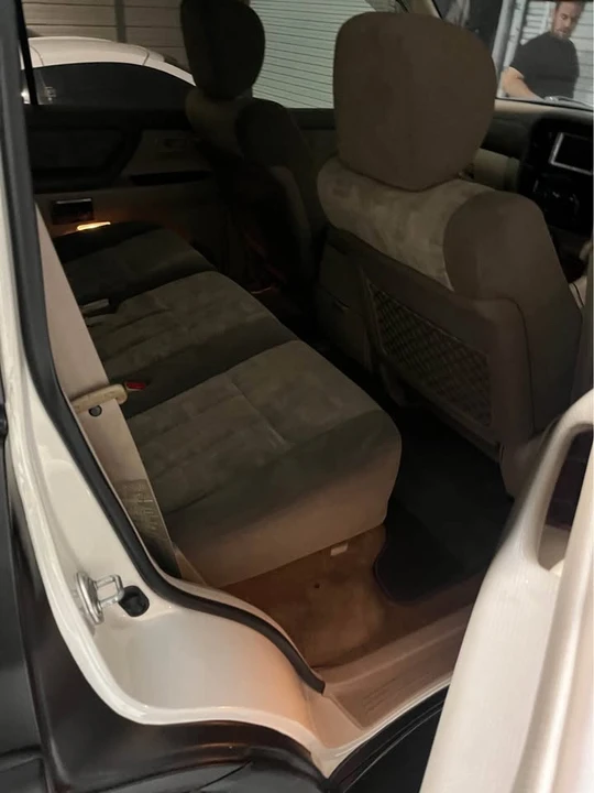 Toyota Land Cruiser - Image 5 of 7