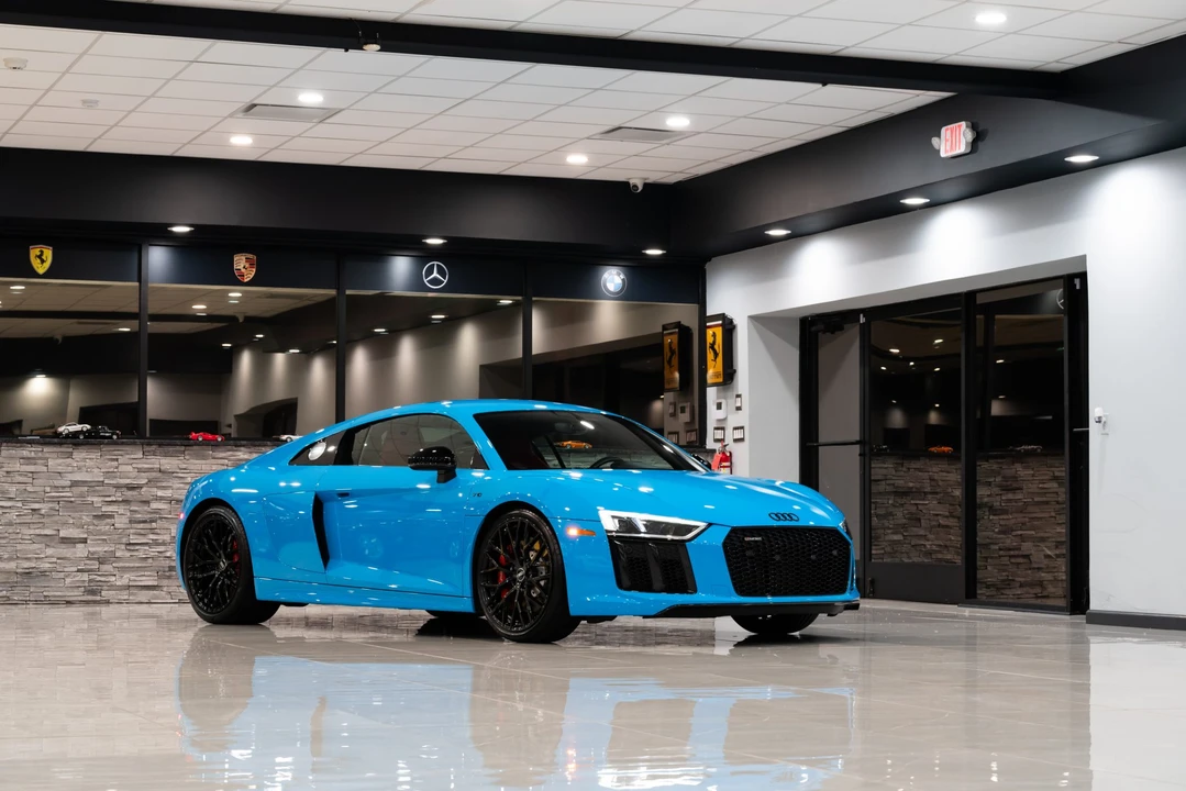 2018 Audi 4S R8 - Image 2 of 31