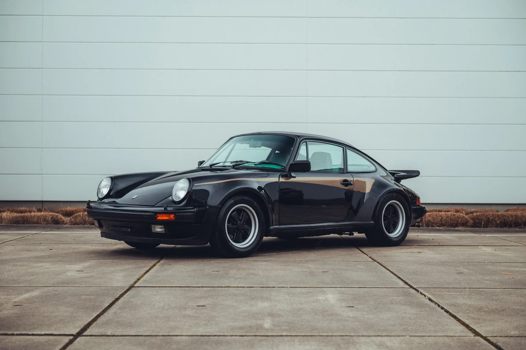 1976 Porsche 930 Turbo - Image 2 of 31