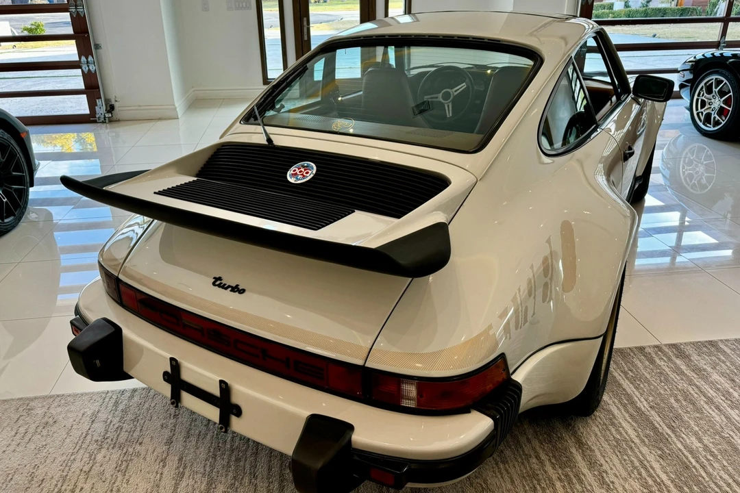 1976 Porsche 930 Turbo - Image 10 of 31