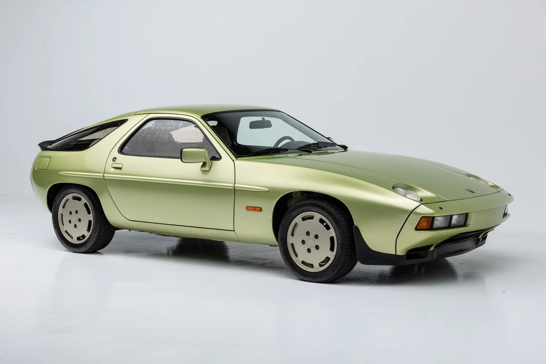 1980 Porsche 928 S - Image 13 of 31