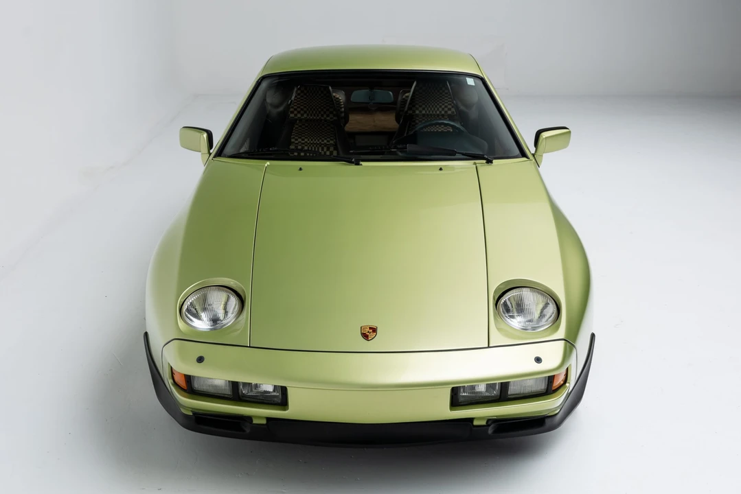 1980 Porsche 928 S - Image 9 of 31