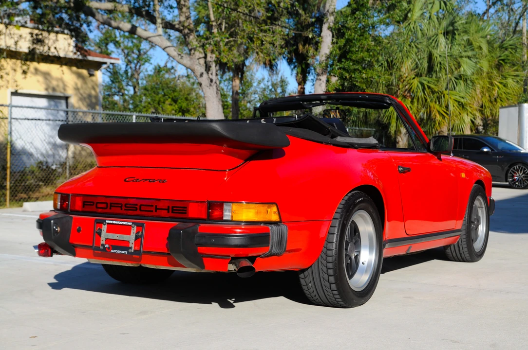 1984 Porsche 911 Carrera 3.2 - Image 7 of 31