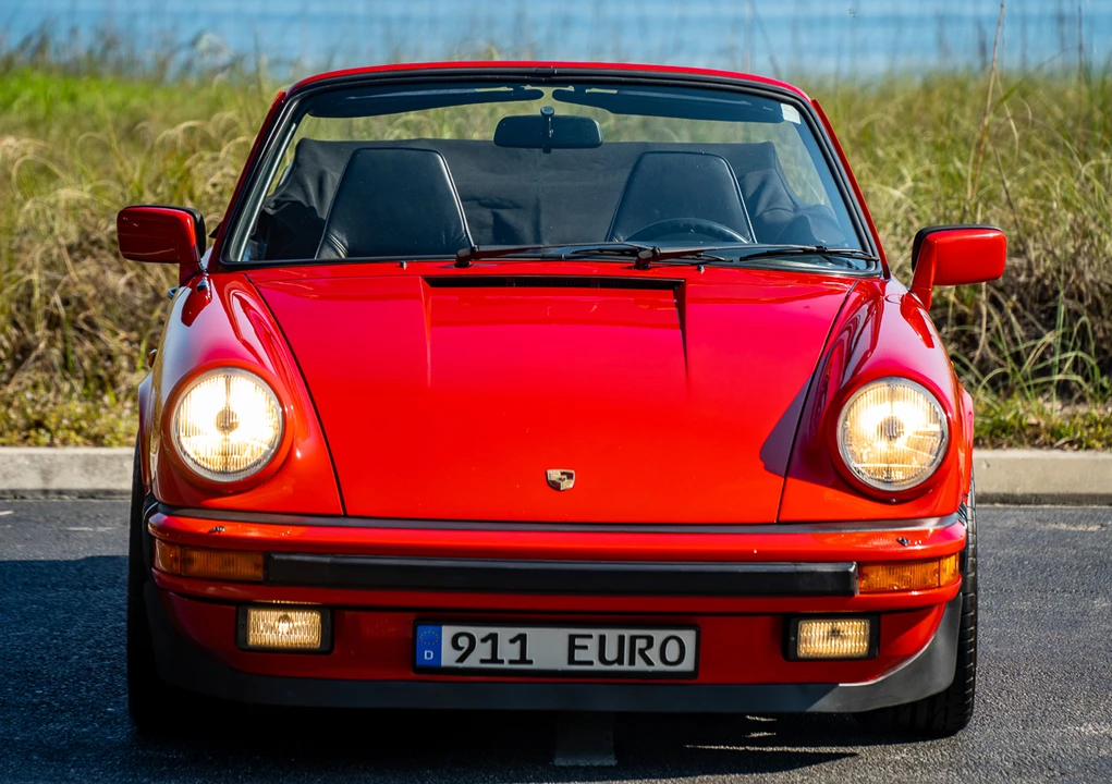 1984 Porsche 911 Carrera 3.2 - Image 13 of 31