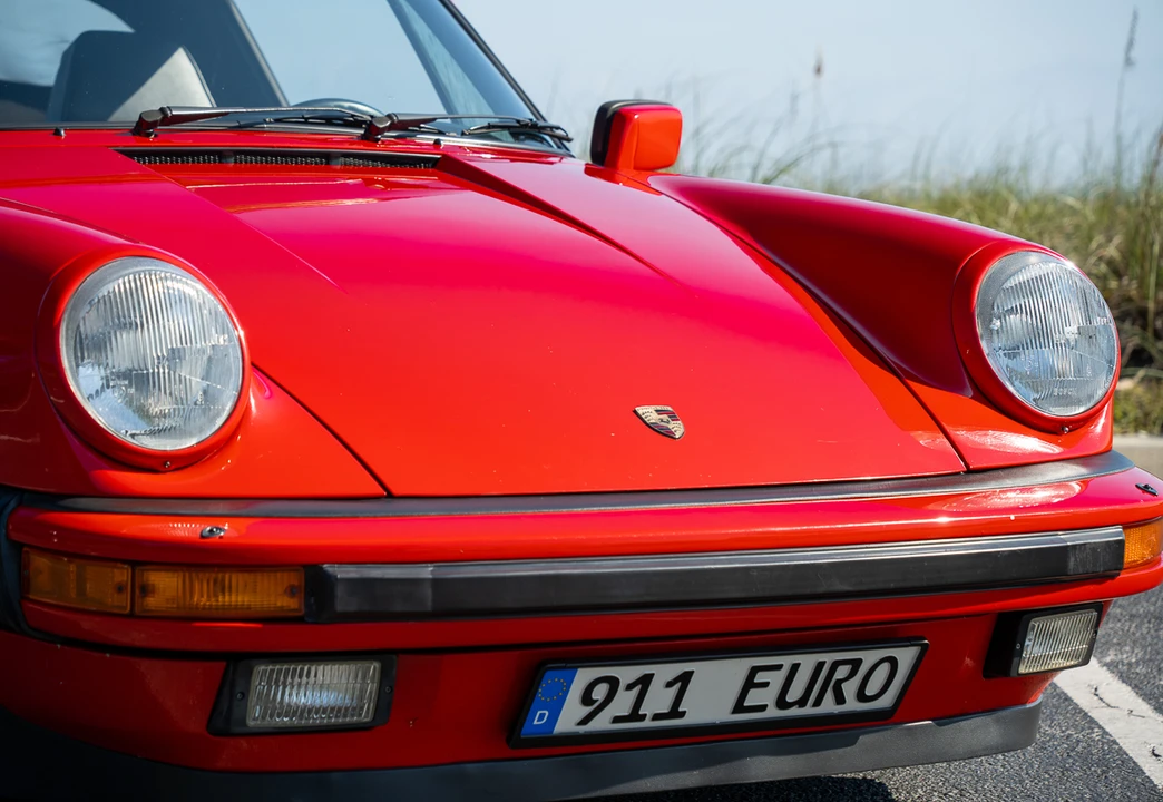1984 Porsche 911 Carrera 3.2 - Image 25 of 31