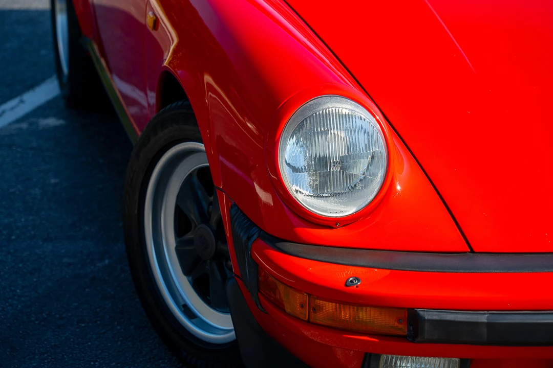 1984 Porsche 911 Carrera 3.2 - Image 27 of 31