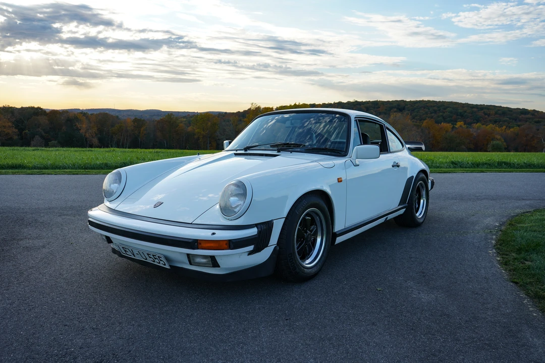1984 Porsche 911 Carrera 3.2 - Image 4 of 31