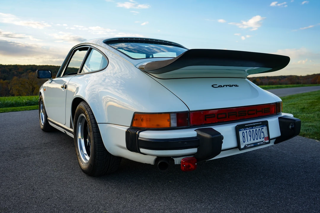 1984 Porsche 911 Carrera 3.2 - Image 20 of 31