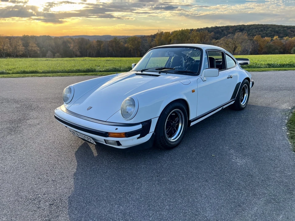 1984 Porsche 911 Carrera 3.2 - Image 3 of 31