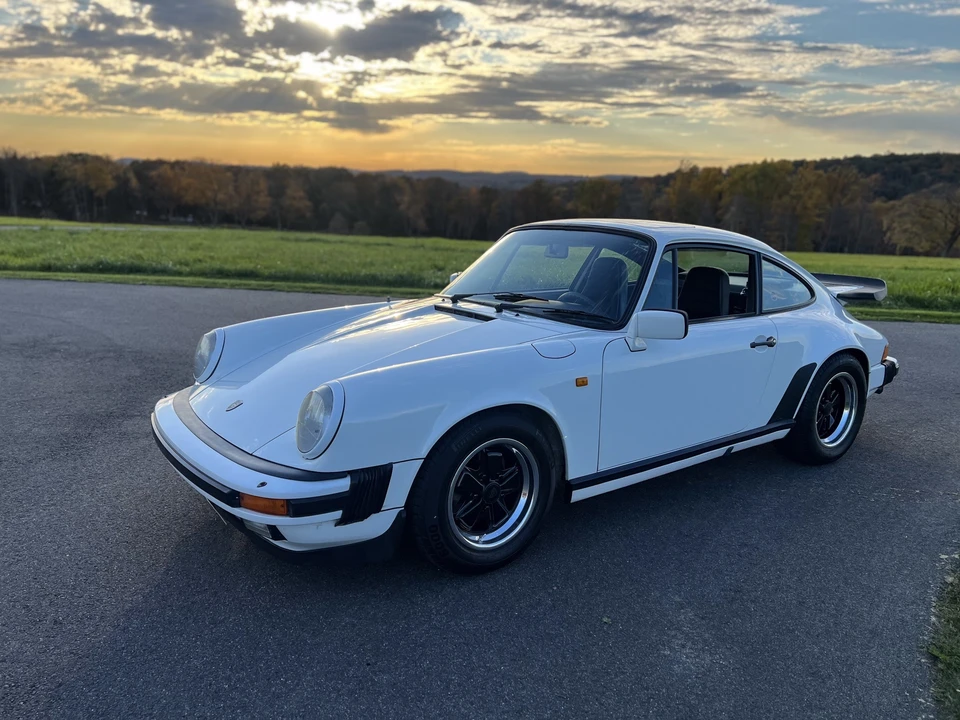 1984 Porsche 911 Carrera 3.2 - Image 8 of 31