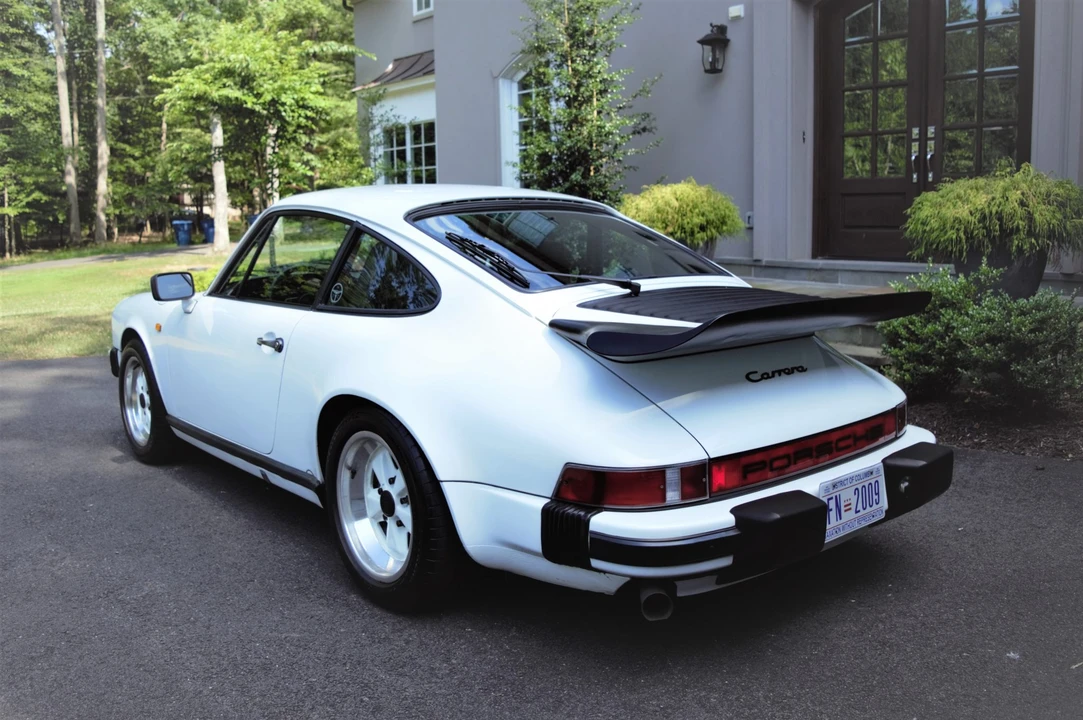 1984 Porsche 911 Carrera 3.2 - Image 14 of 31
