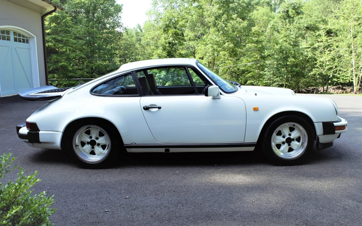 1984 Porsche 911 Carrera 3.2 - Image 5 of 31