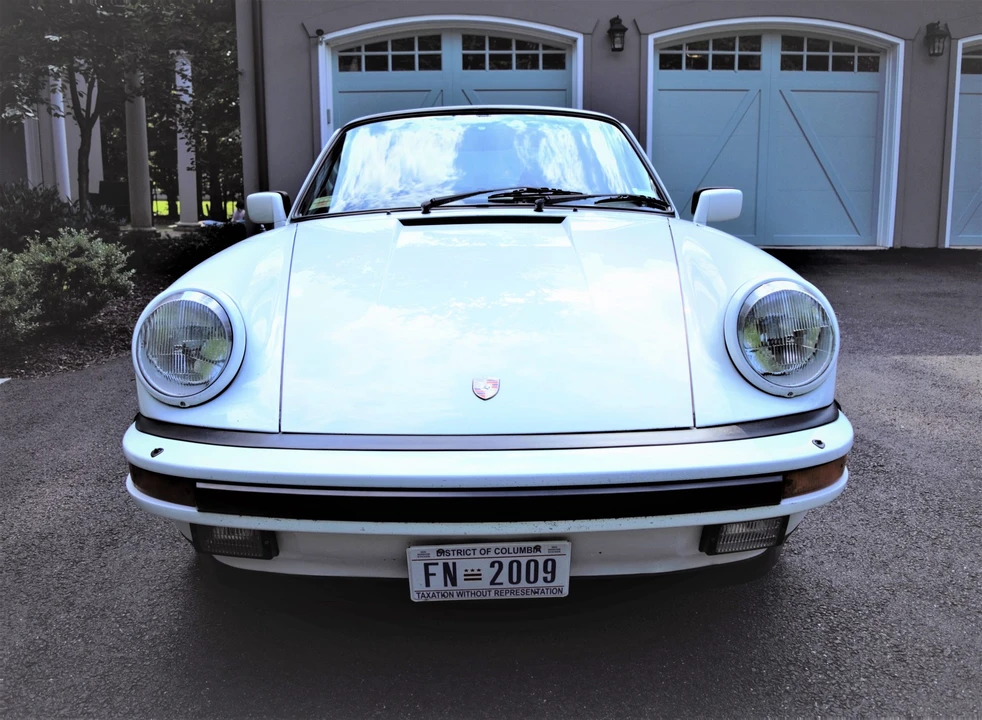 1984 Porsche 911 Carrera 3.2 - Image 23 of 31