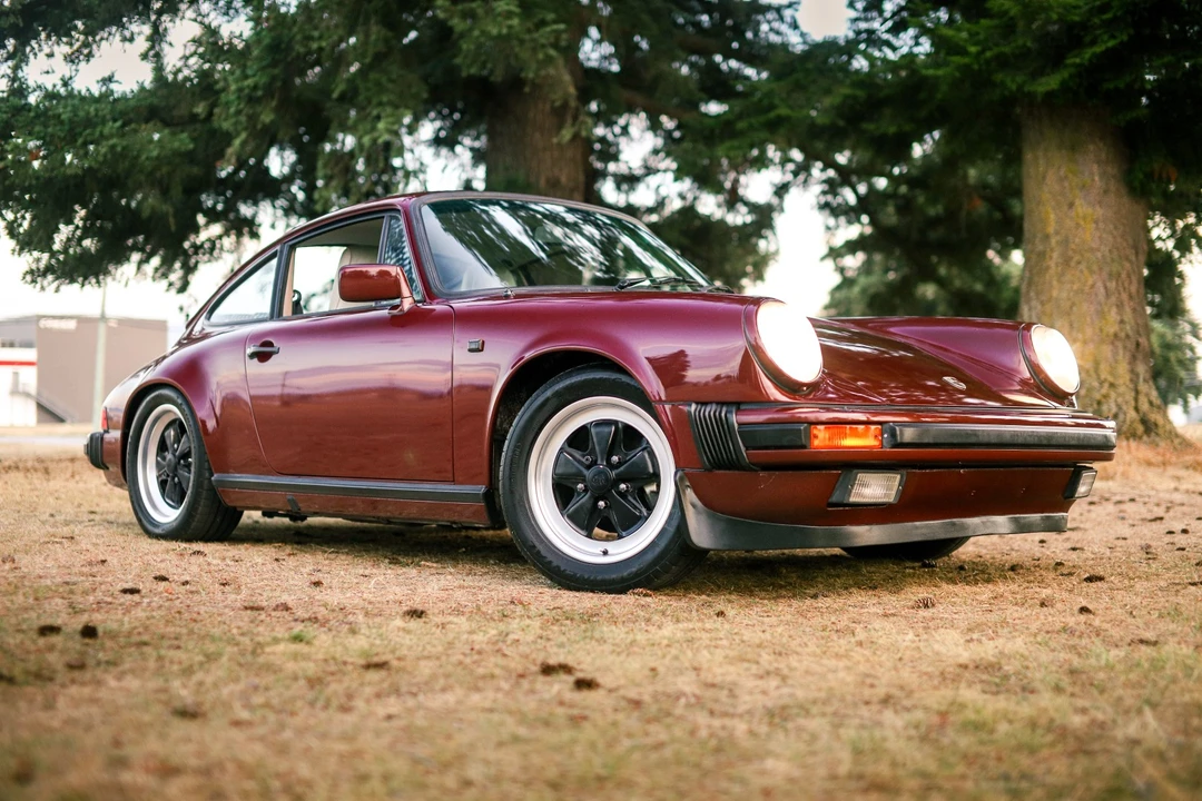1984 Porsche 911 Carrera 3.2 - Image 17 of 31
