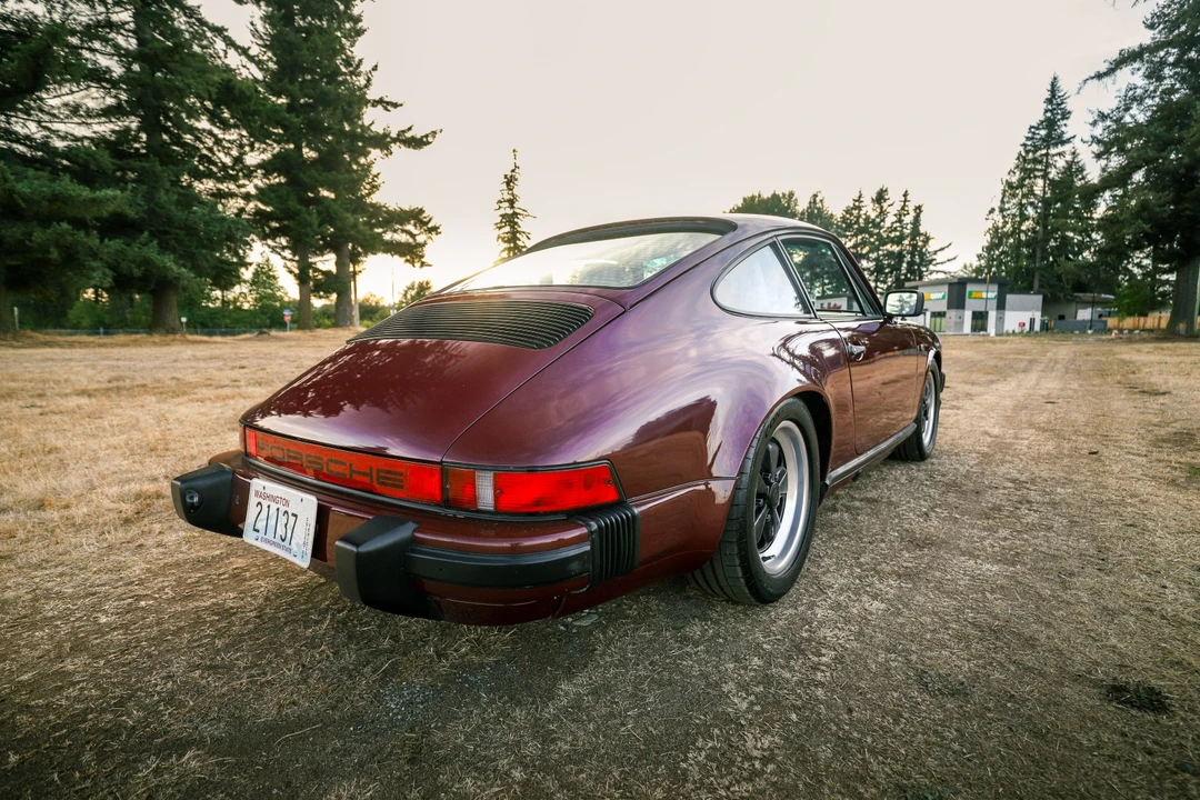 1984 Porsche 911 Carrera 3.2 - Image 10 of 31